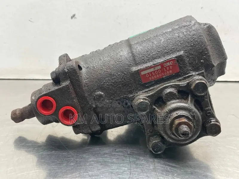 Isuzu Trooper Steering Box