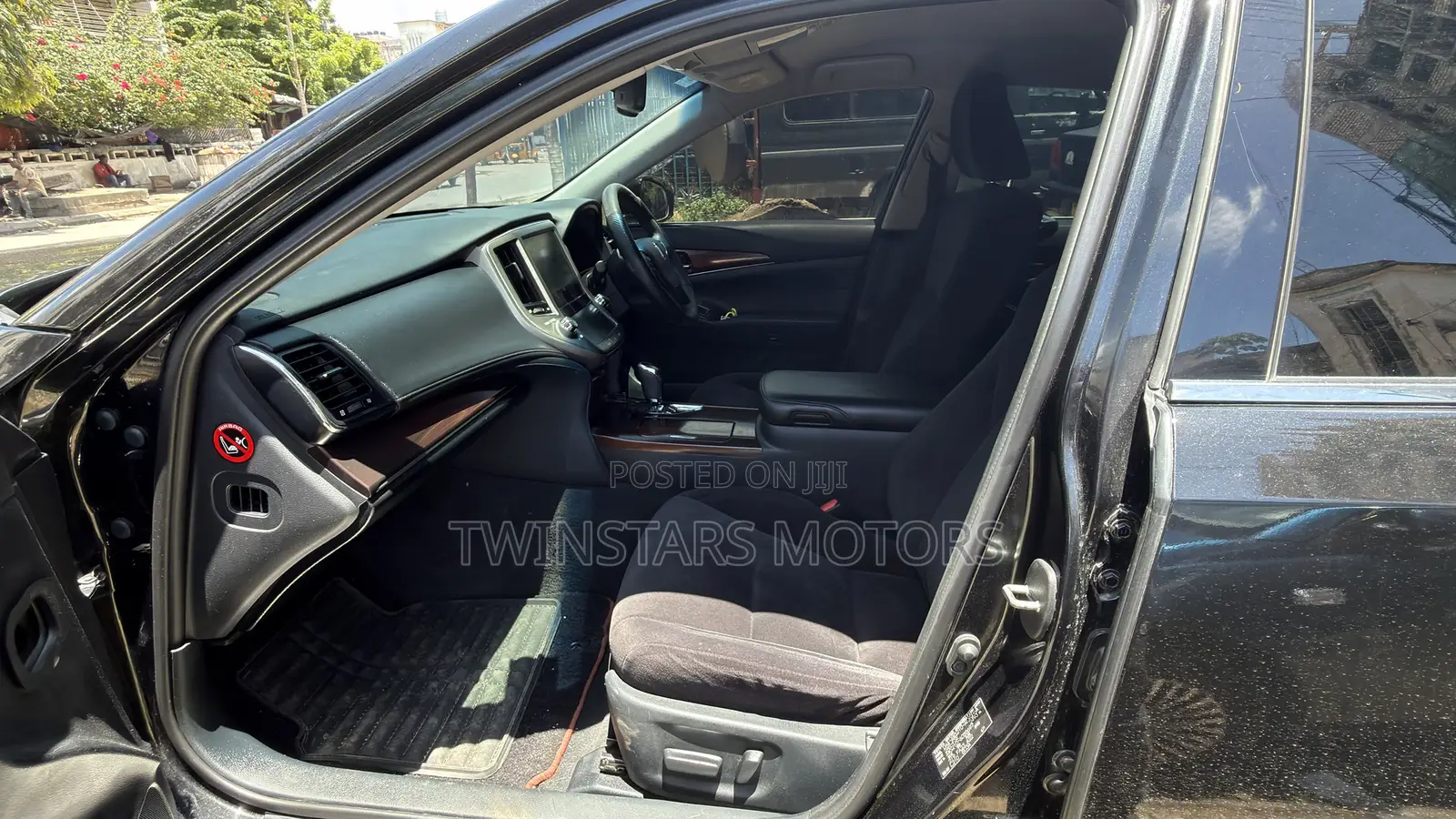 Toyota Crown 2016 Black