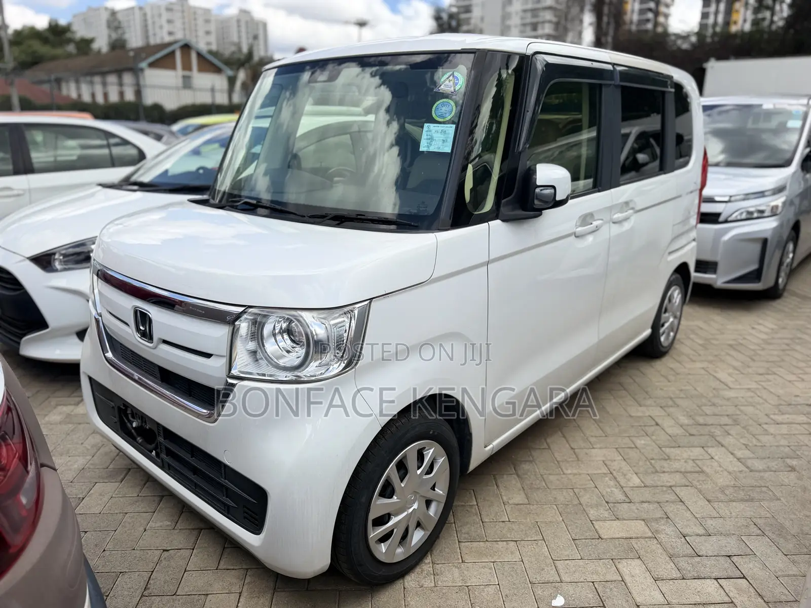 Honda N-Box 660 FWD 2018 White