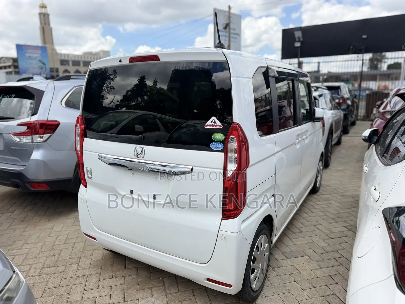 Honda N-Box 660 FWD 2018 White