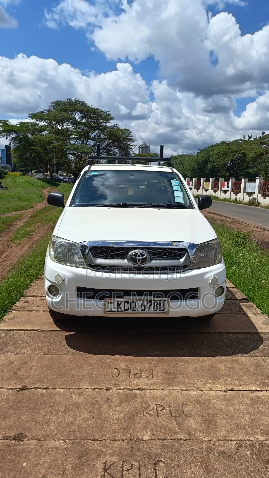 Toyota Hilux 2.5 D-4D SRX 2012 White
