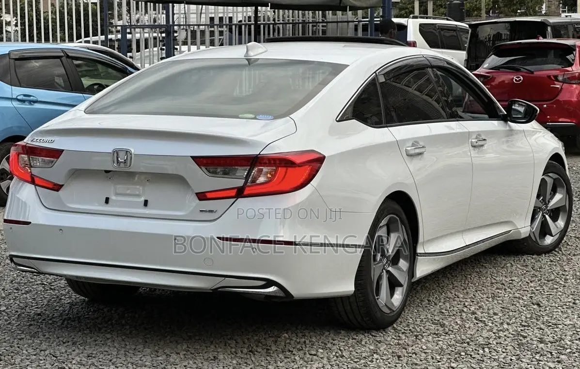 Honda Accord Sport 2.0T 2020 White
