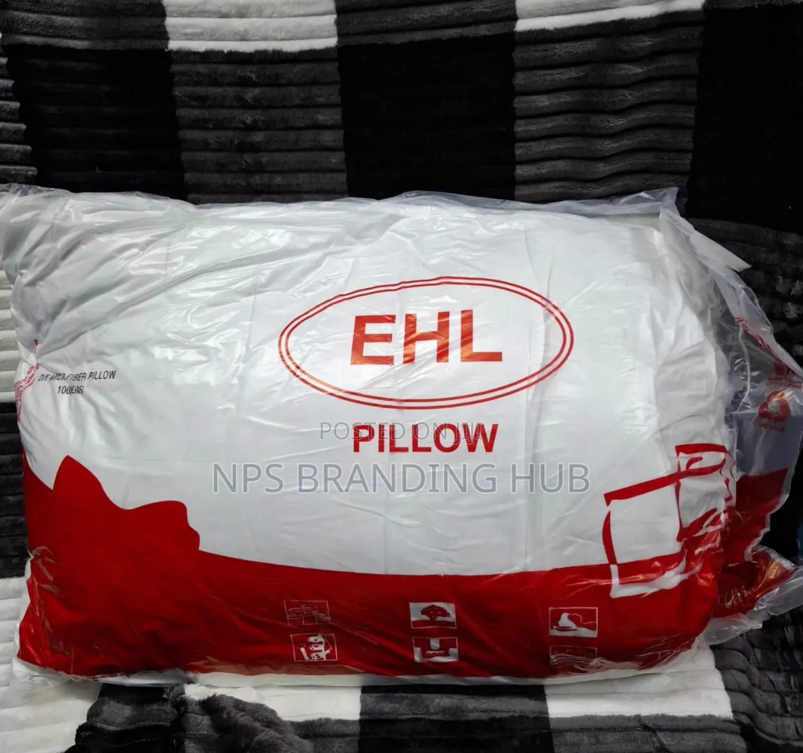 White Compressed Fibre Bed Pillows Sk