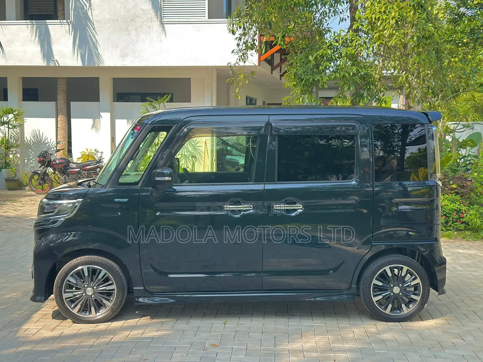Suzuki Spacia 660 AWD 2019 Black