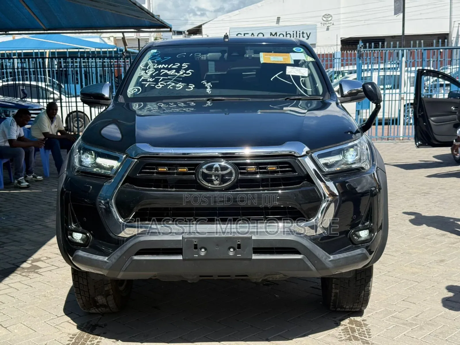 Toyota Hilux 2.4 Diesel 2020 Black