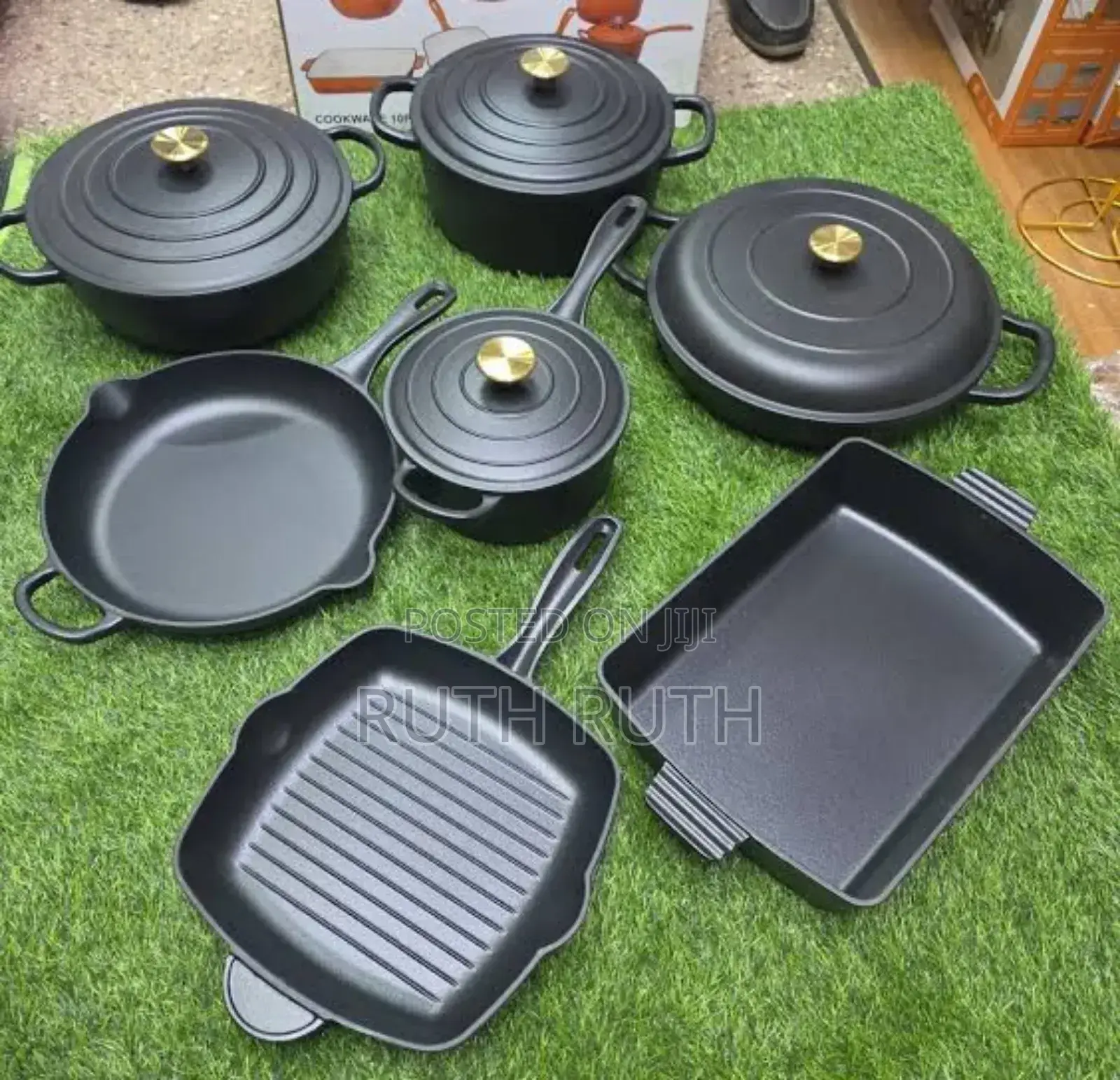 The Cast Iron Cooking Pot - Enamel Multi-Purpose Pot