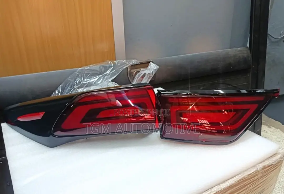 Harrier (2014)Red Tail Lights Led Aftermarket