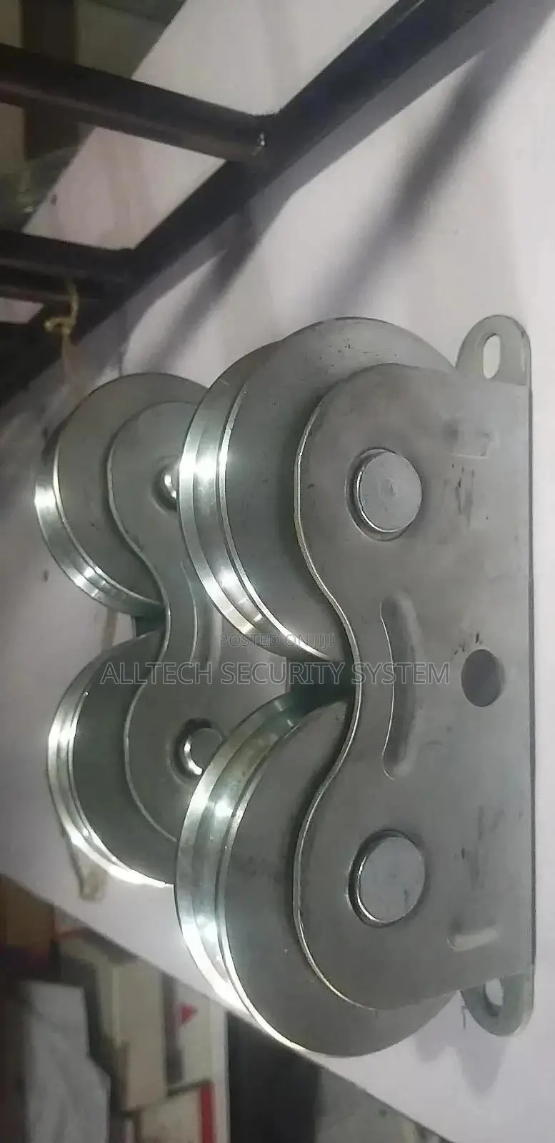 Double Sliding Gate Guide Rollers