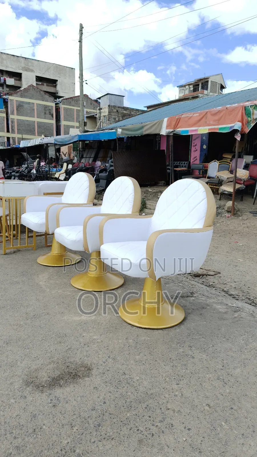 White Gold Salon Seats