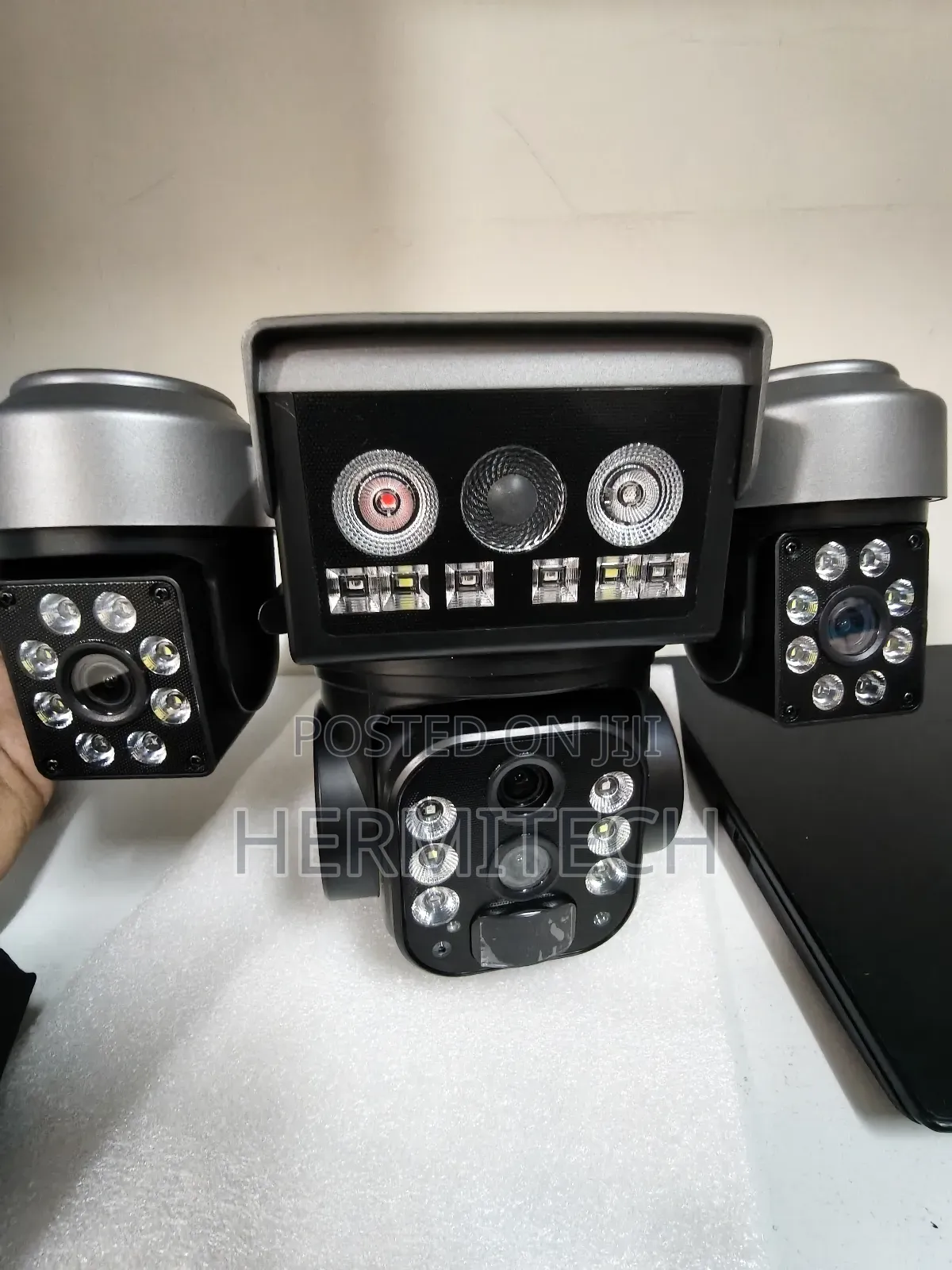 Triple Lens 4g Dual Panel 1ptz Lens With Strobe Light for Alarm