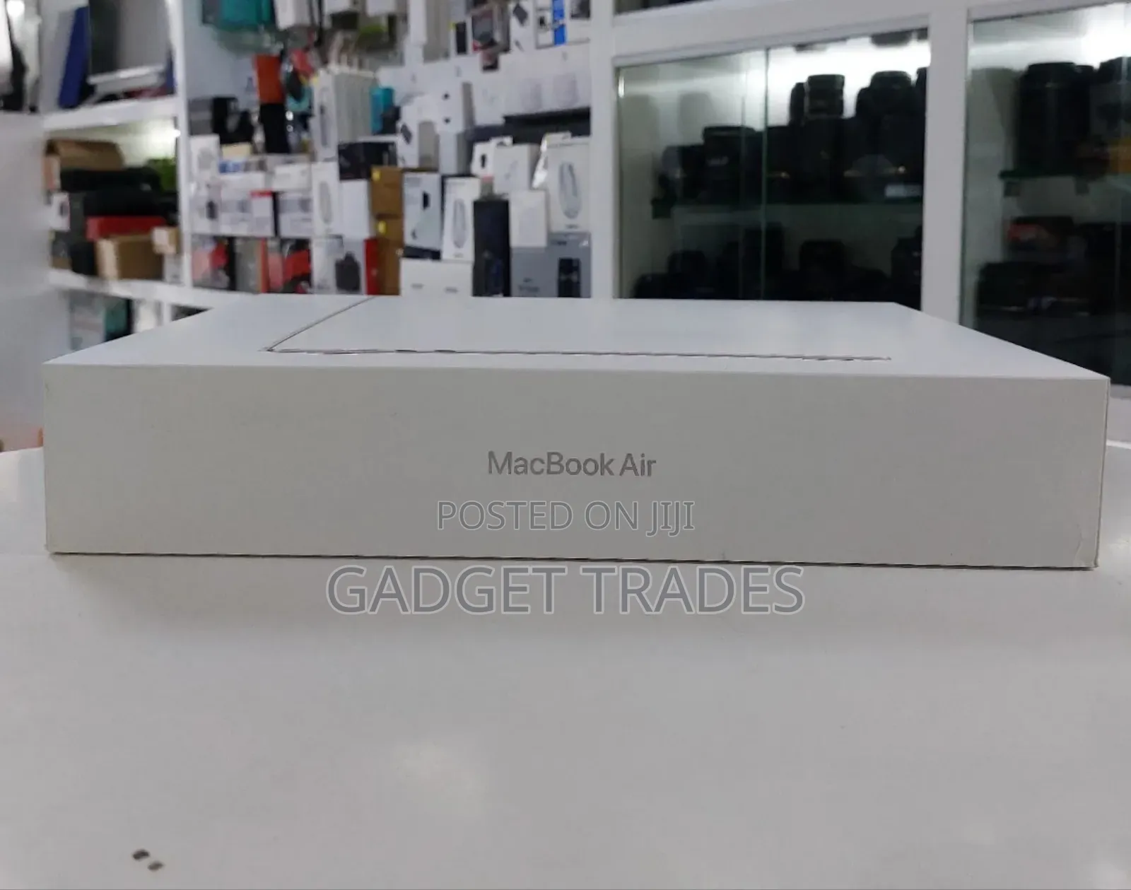 New Laptop Apple MacBook Air 16GB Apple M5 SSD 512GB