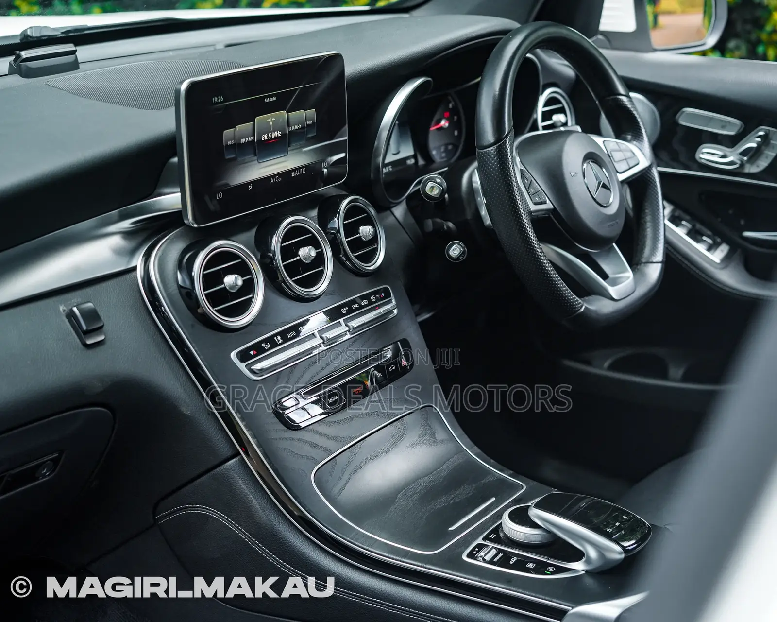 Mercedes-Benz GLC-Class 2018 White