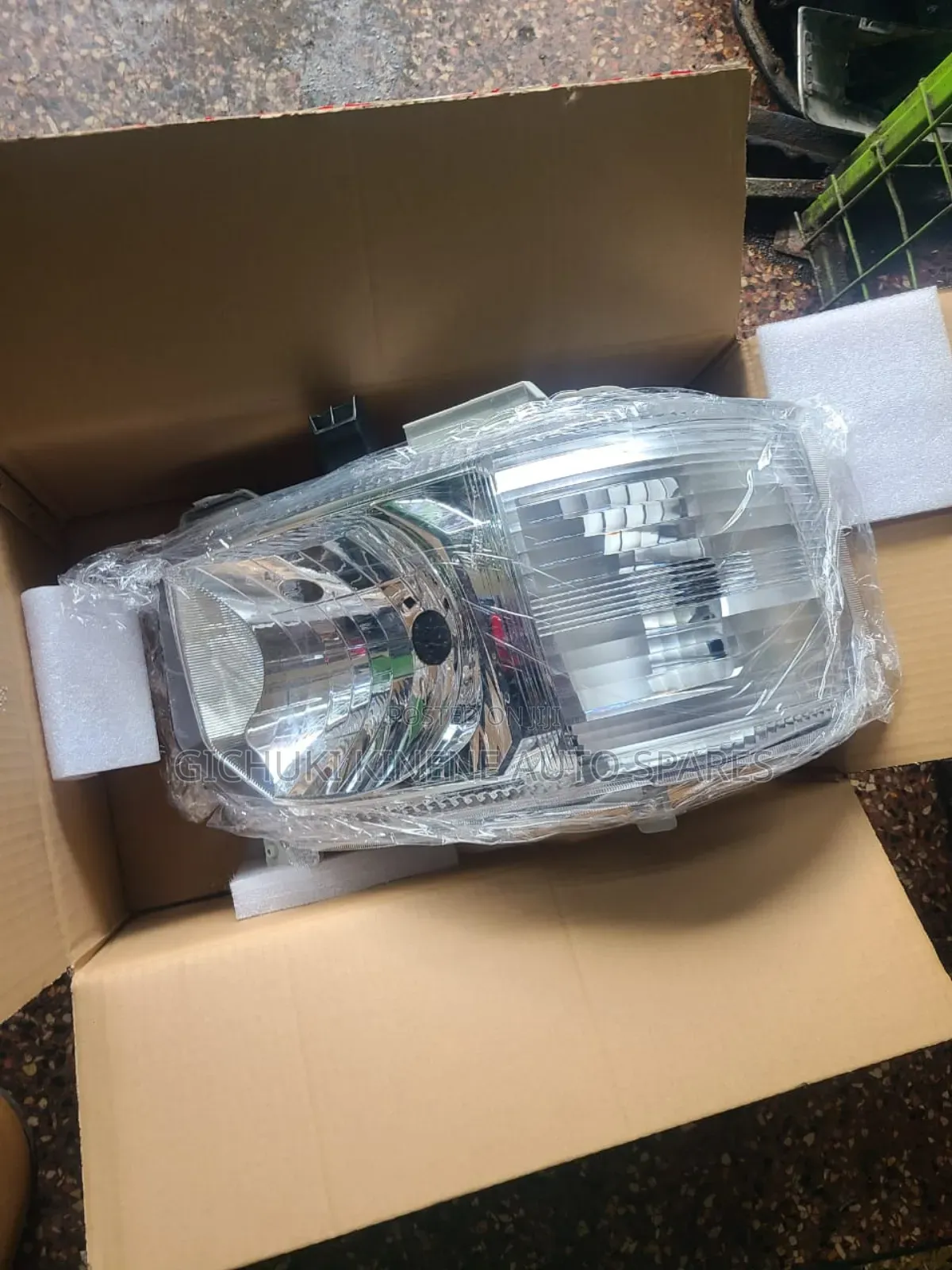 7l/9l Headlight