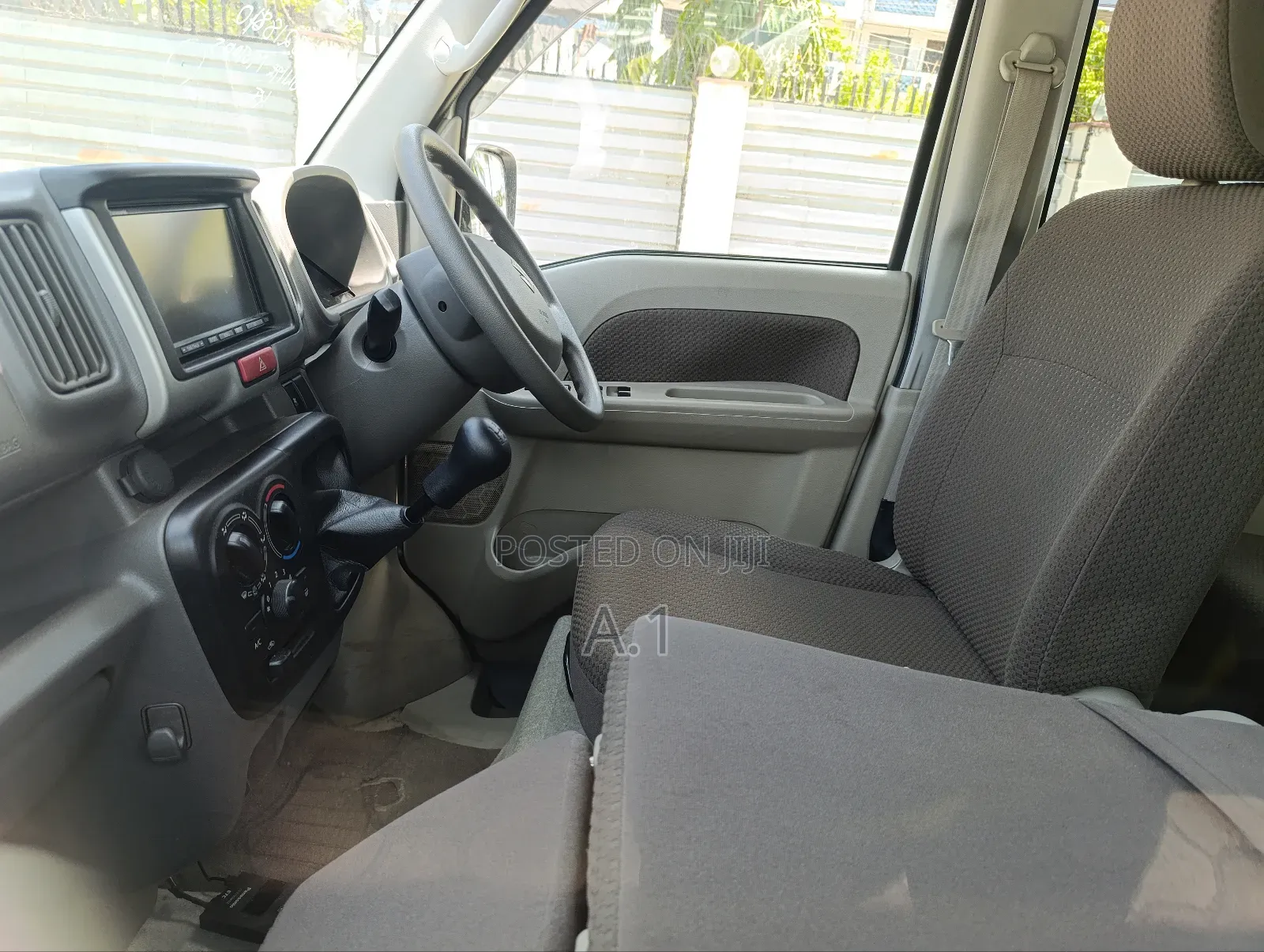 Nissan Wingroad 2019 Silver
