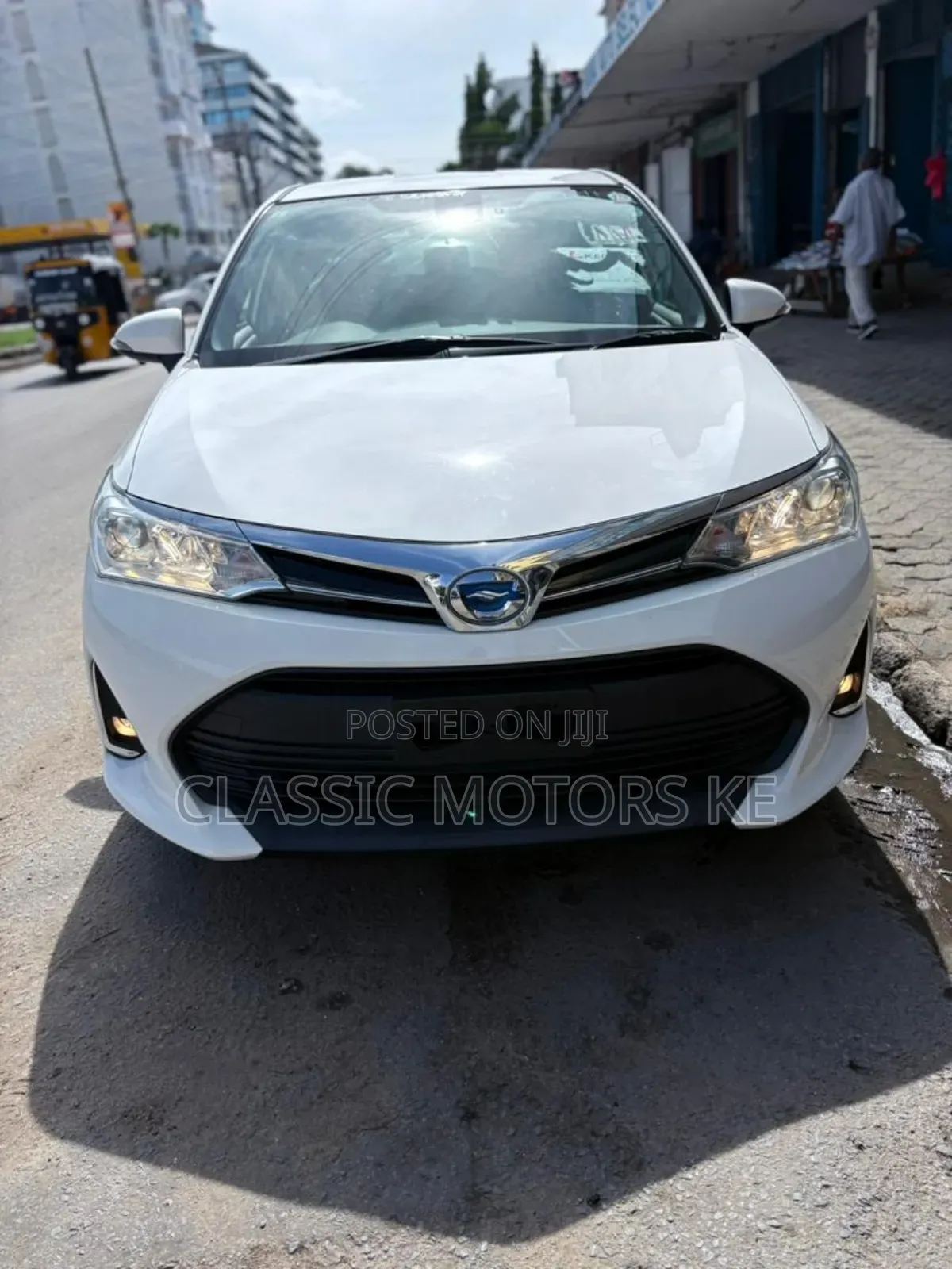 Toyota Corolla Fielder 1.5 Hybrid FWD 2020 Pearl
