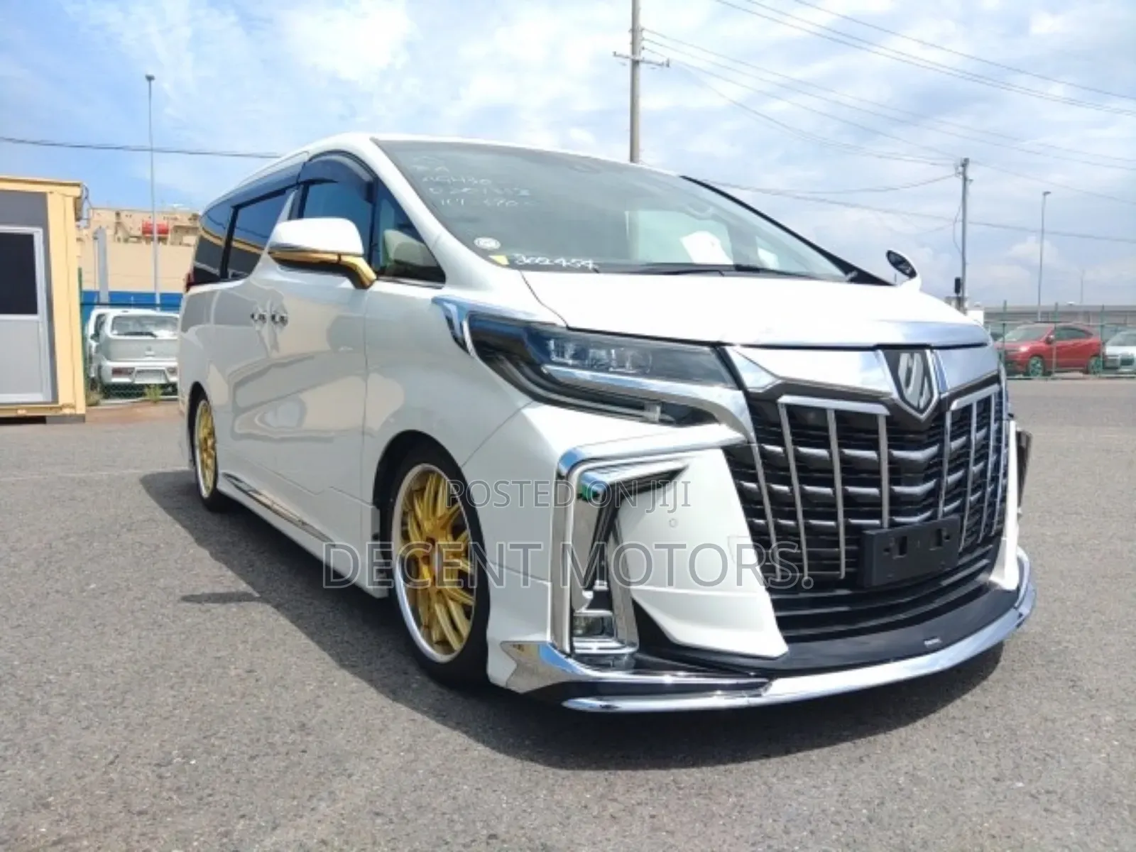 Toyota Alphard 2.5 Petrol AWD 2019 White