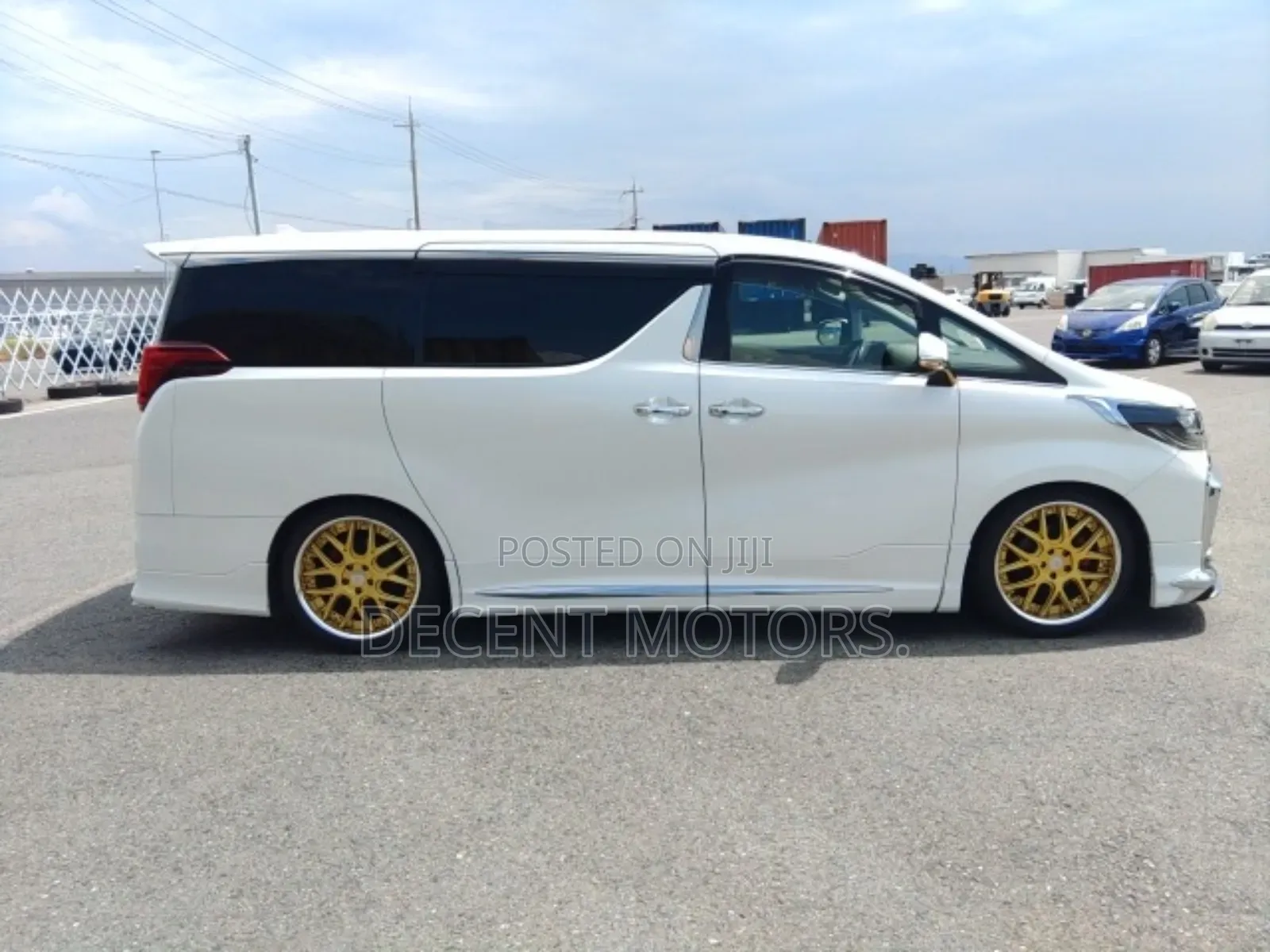 Toyota Alphard 2.5 Petrol AWD 2019 White