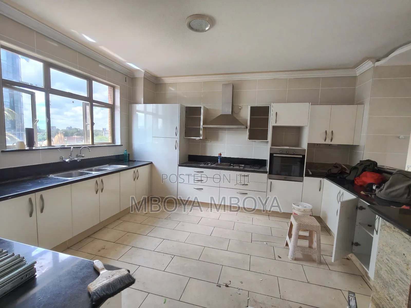 3bdrm Apartment in Parklands for rent