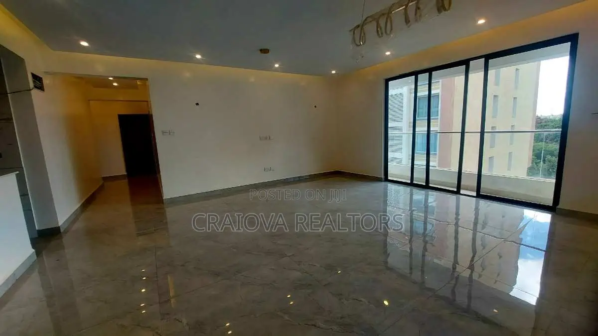 4bdrm Apartment in Parklands/Highridge for sale