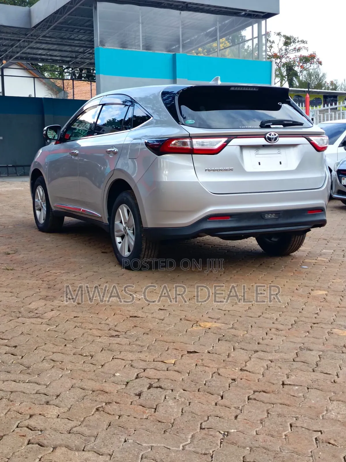 Toyota Harrier 2019 Silver