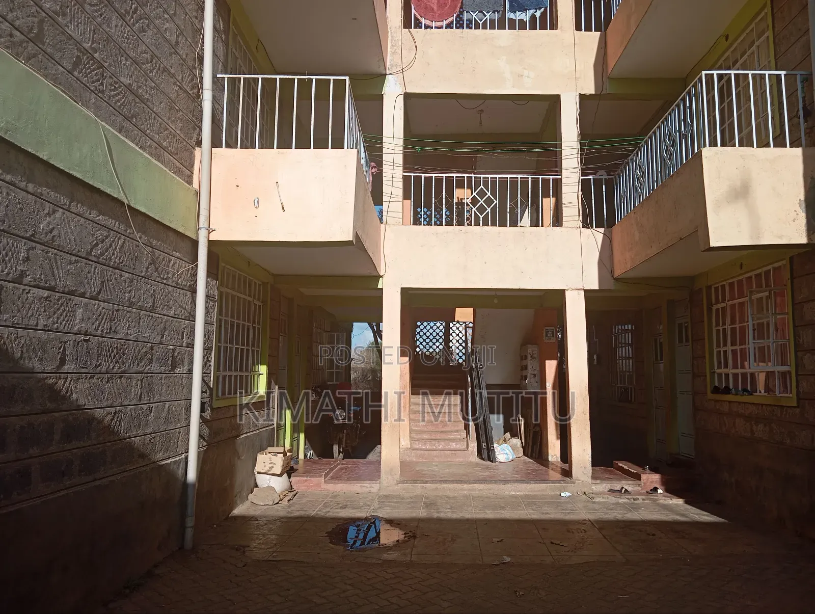 18bdrm Apartment in Cbd, Ongata Rongai for sale