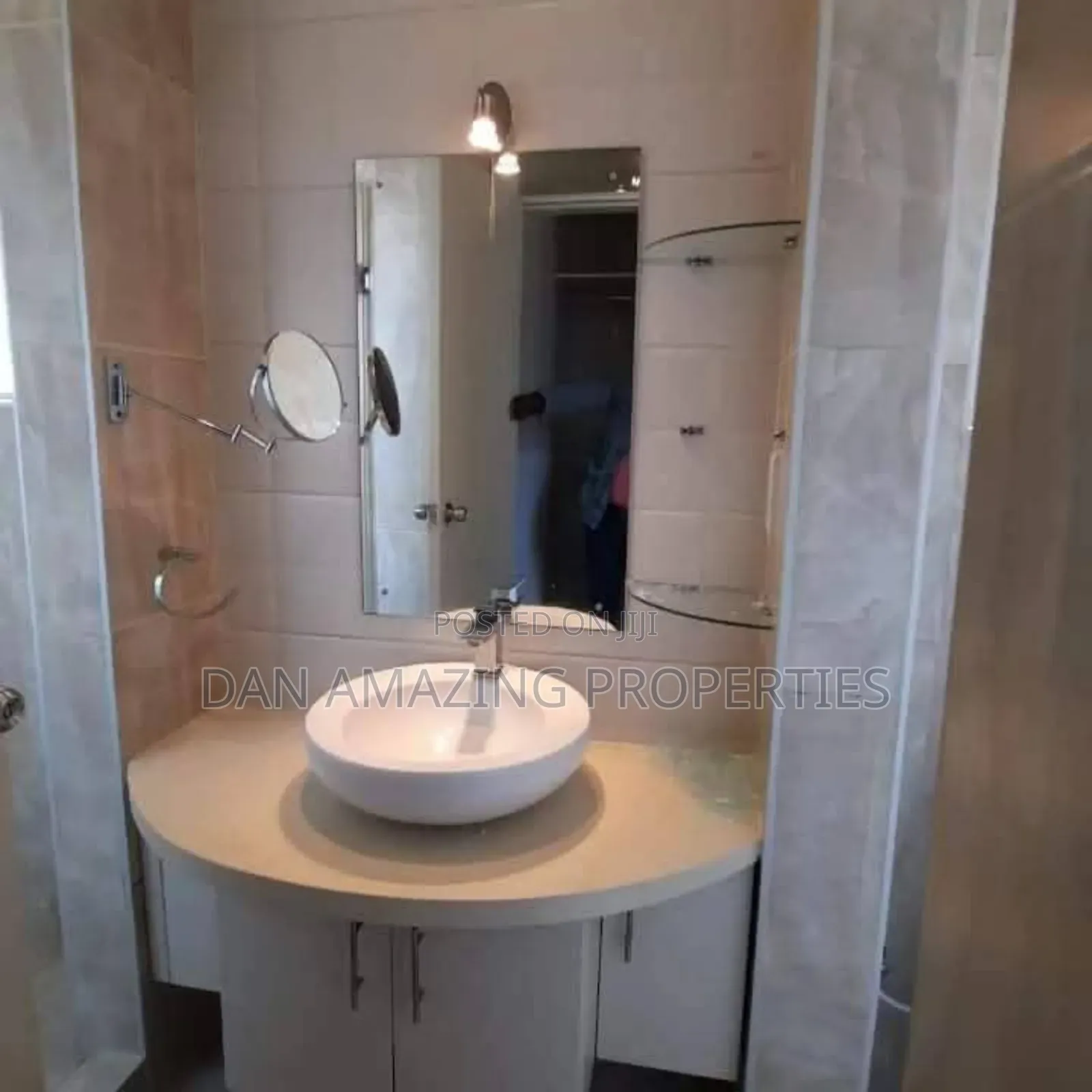 1bdrm Penthouse in Ngong Rd, Lenana for rent