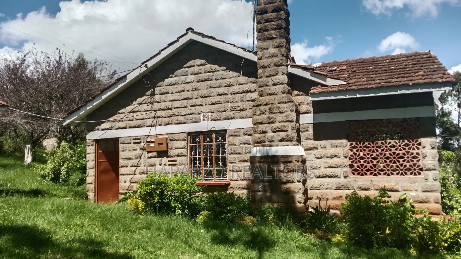 2bdrm Farm House in Lari/Kirenga for rent