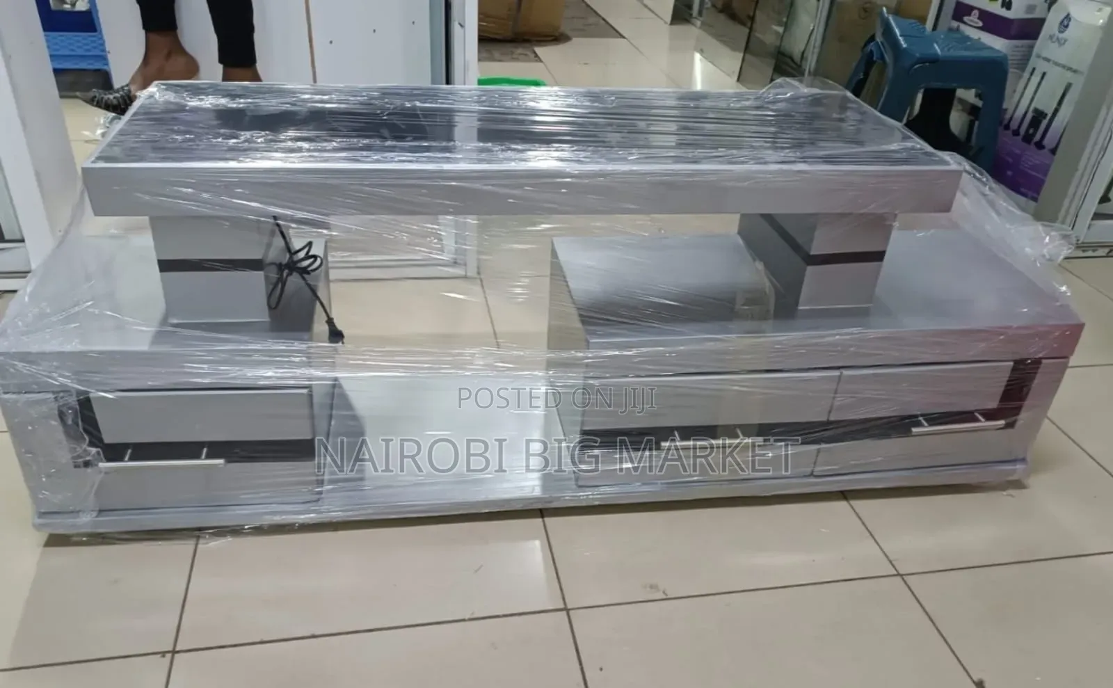 5 FTS Executive Tv Stand With Marble Coating