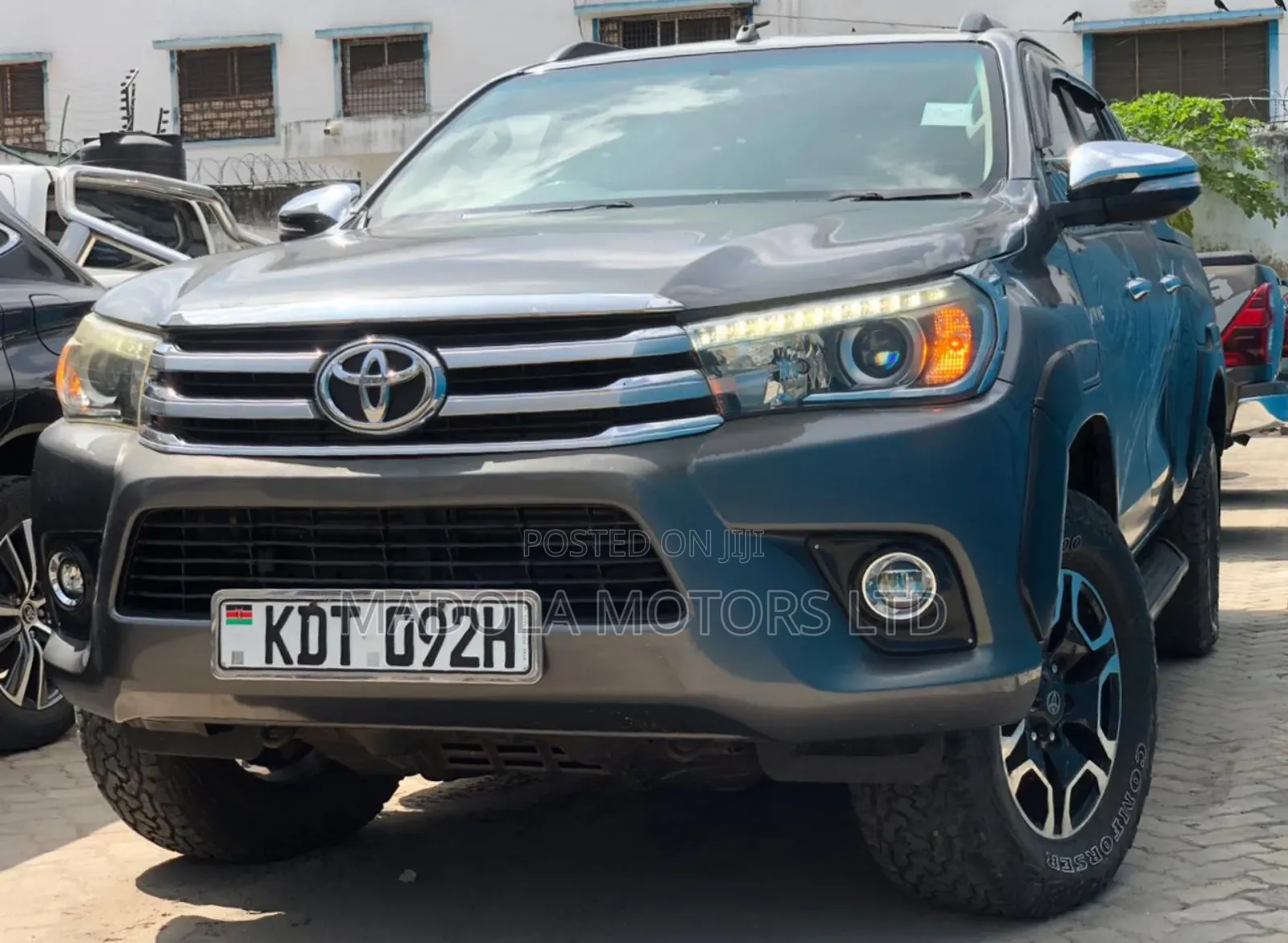 Toyota Hilux Revo Double Cab Deisel 2.8 AWD 2017 Gray
