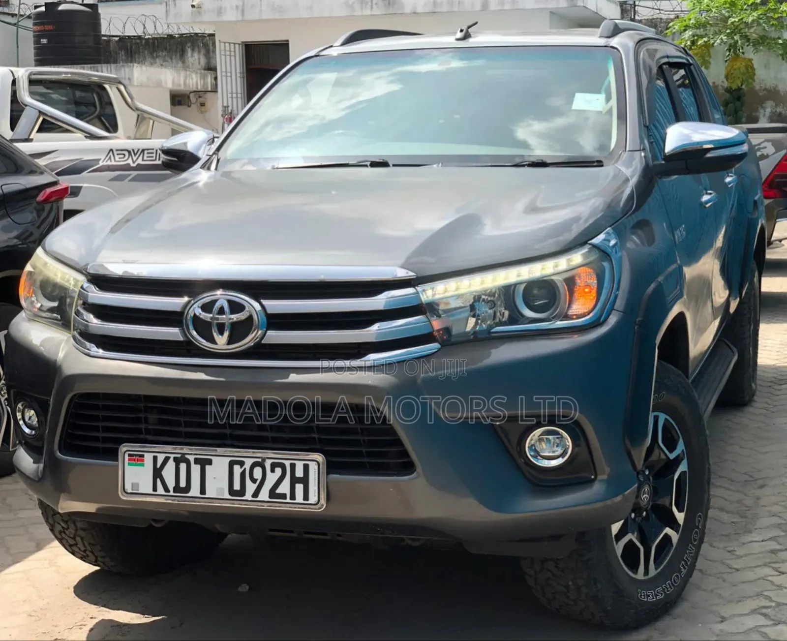 Toyota Hilux Revo Double Cab Deisel 2.8 AWD 2017 Gray