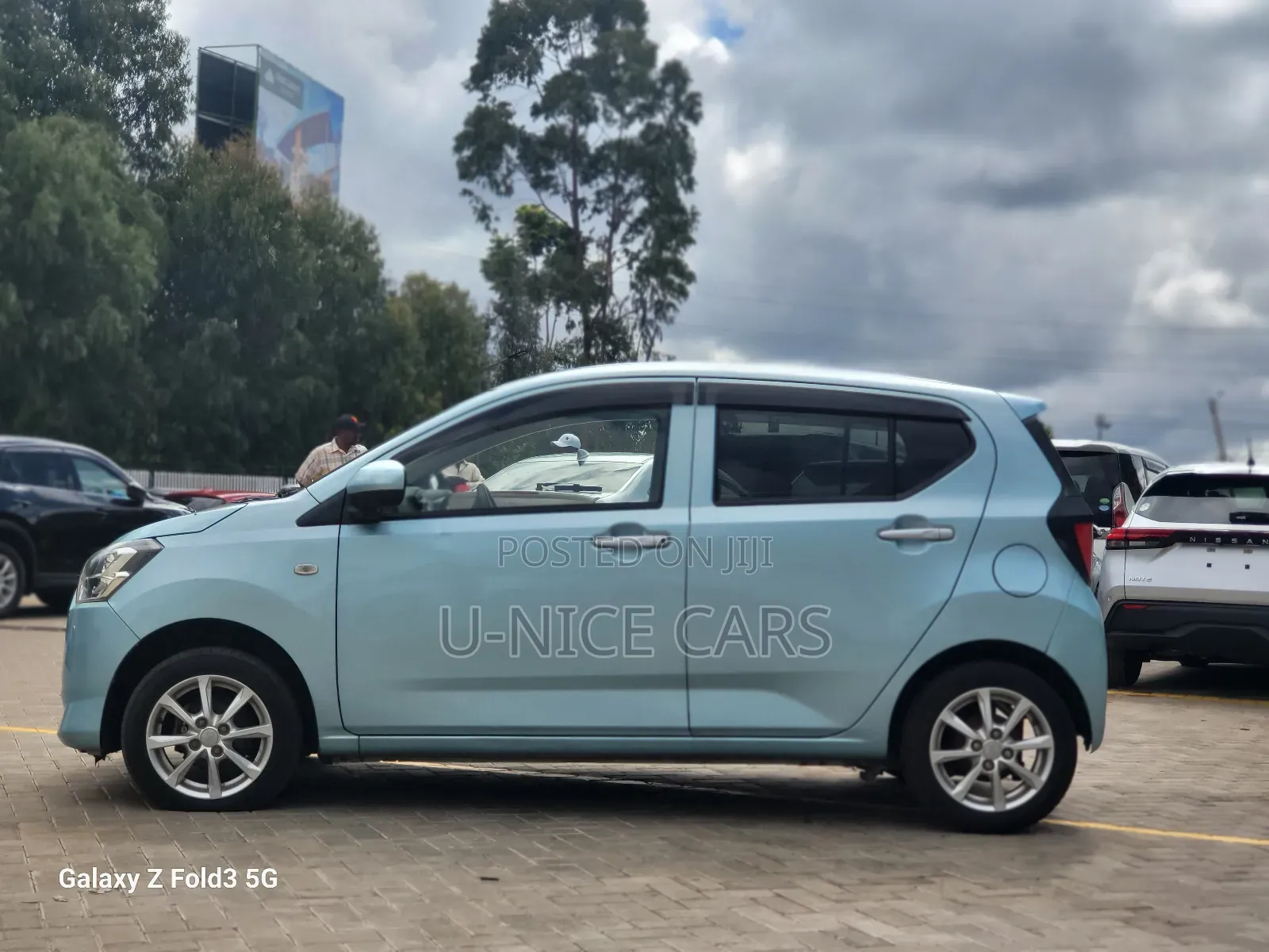 Daihatsu Mira 2018 Blue