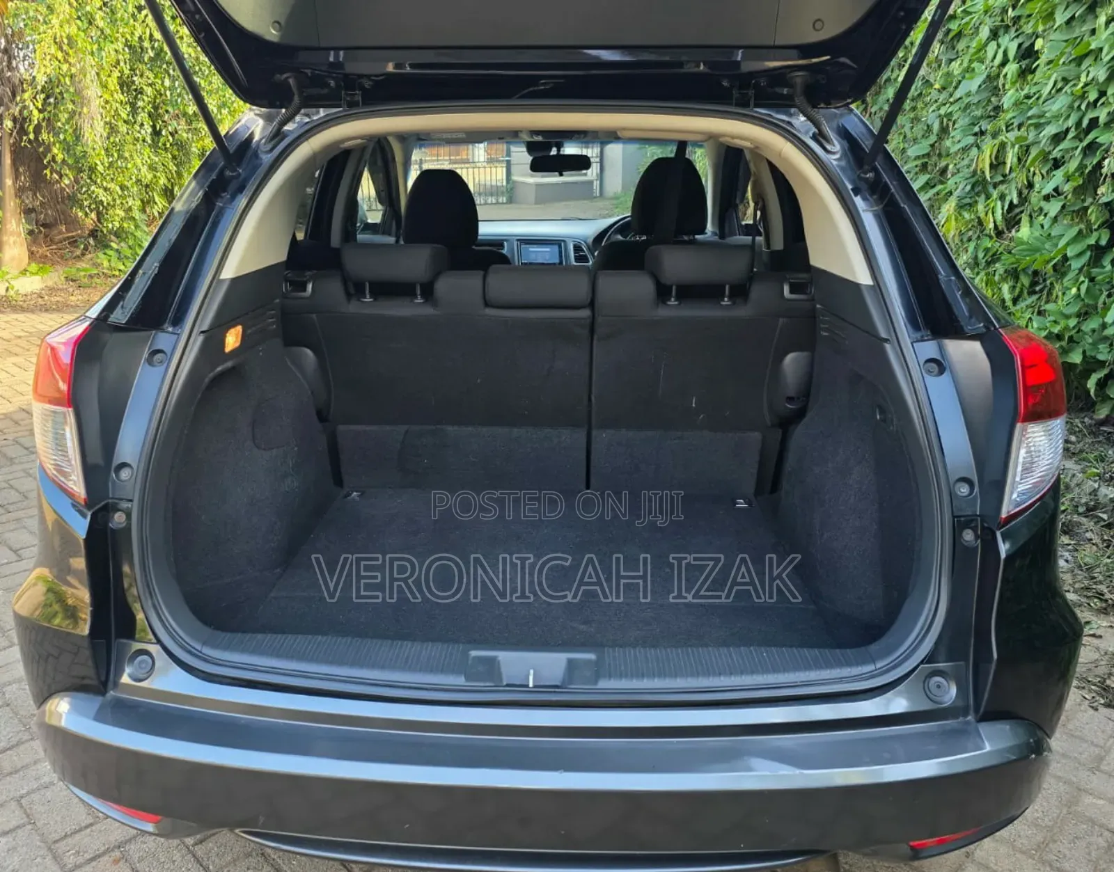 Honda Vezel 2018 Black