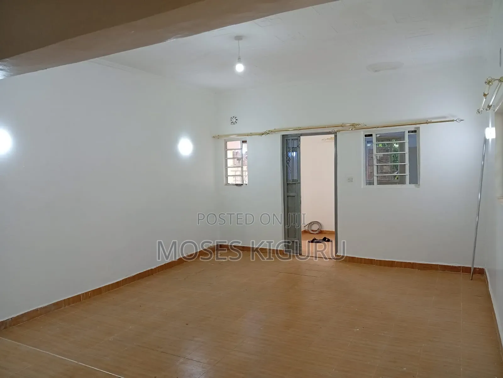 3bdrm Bungalow in Kenyatta Road for rent
