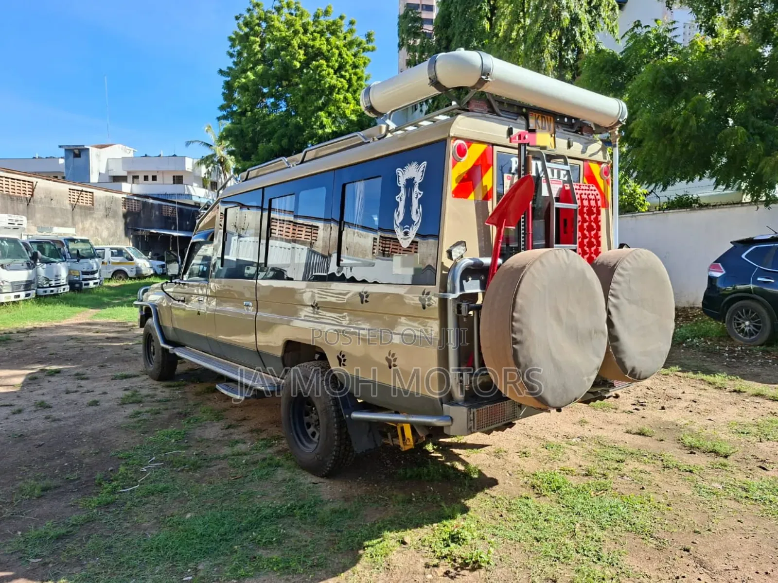 Toyota Land Cruiser 2014 Gold