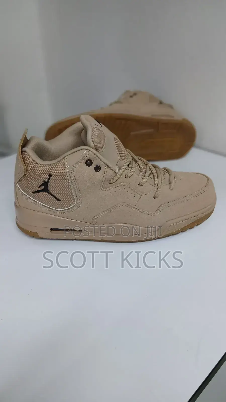Air Jordan Courtside 23