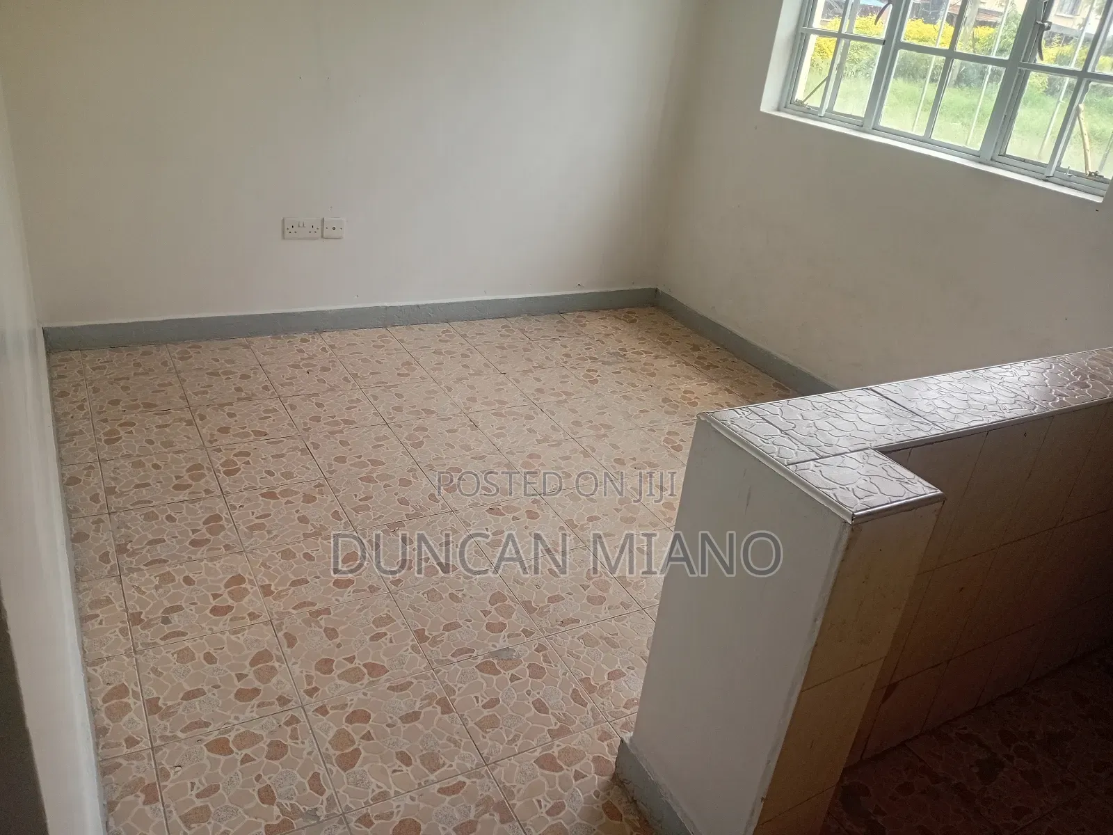 Mini Flat in Near Nairobi West for rent