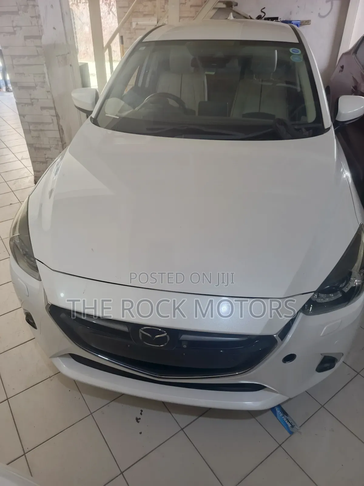 Mazda Demio 2018 White