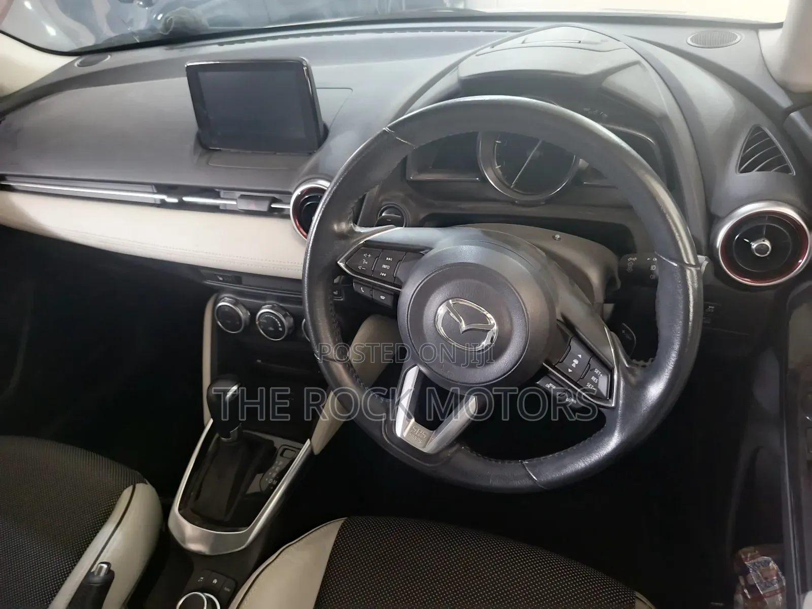 Mazda Demio 2018 White