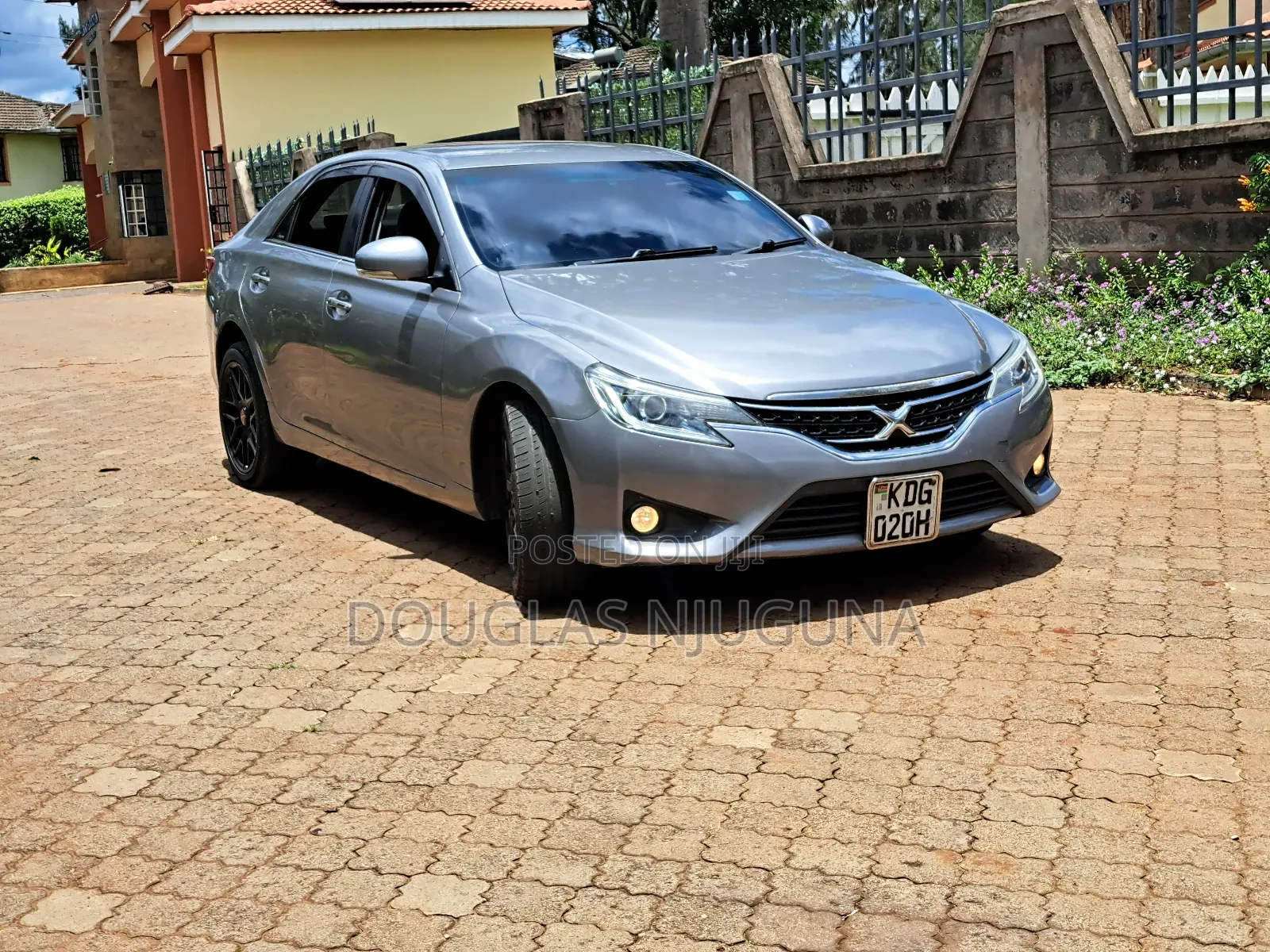 Toyota Mark X 2.5 AWD 2015 Gray