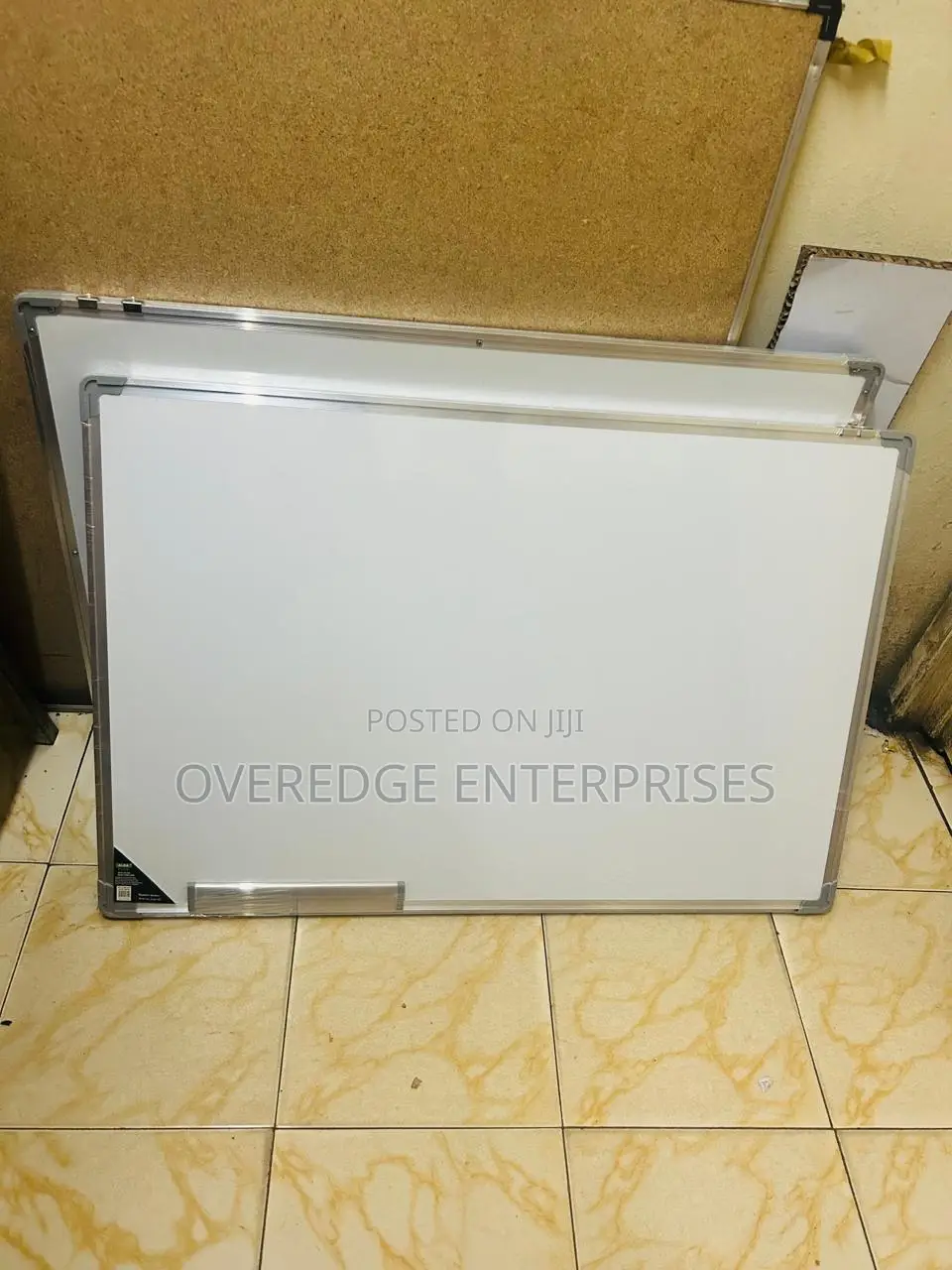 Dry Erase Whiteboard With Aluminium Frame