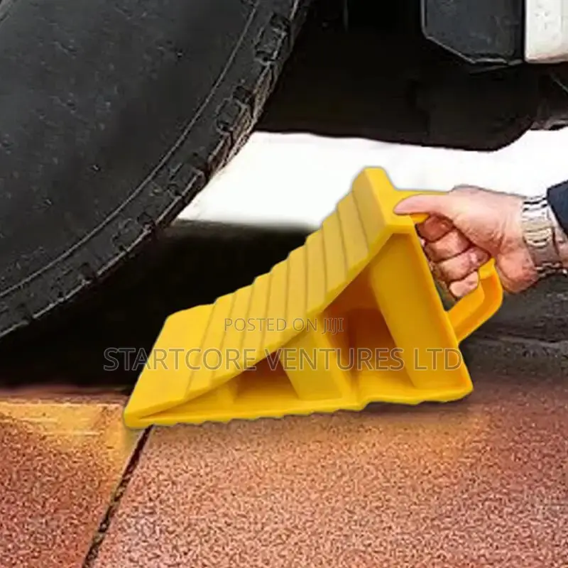 Yellow Wheel Choke H/Duty Lorry