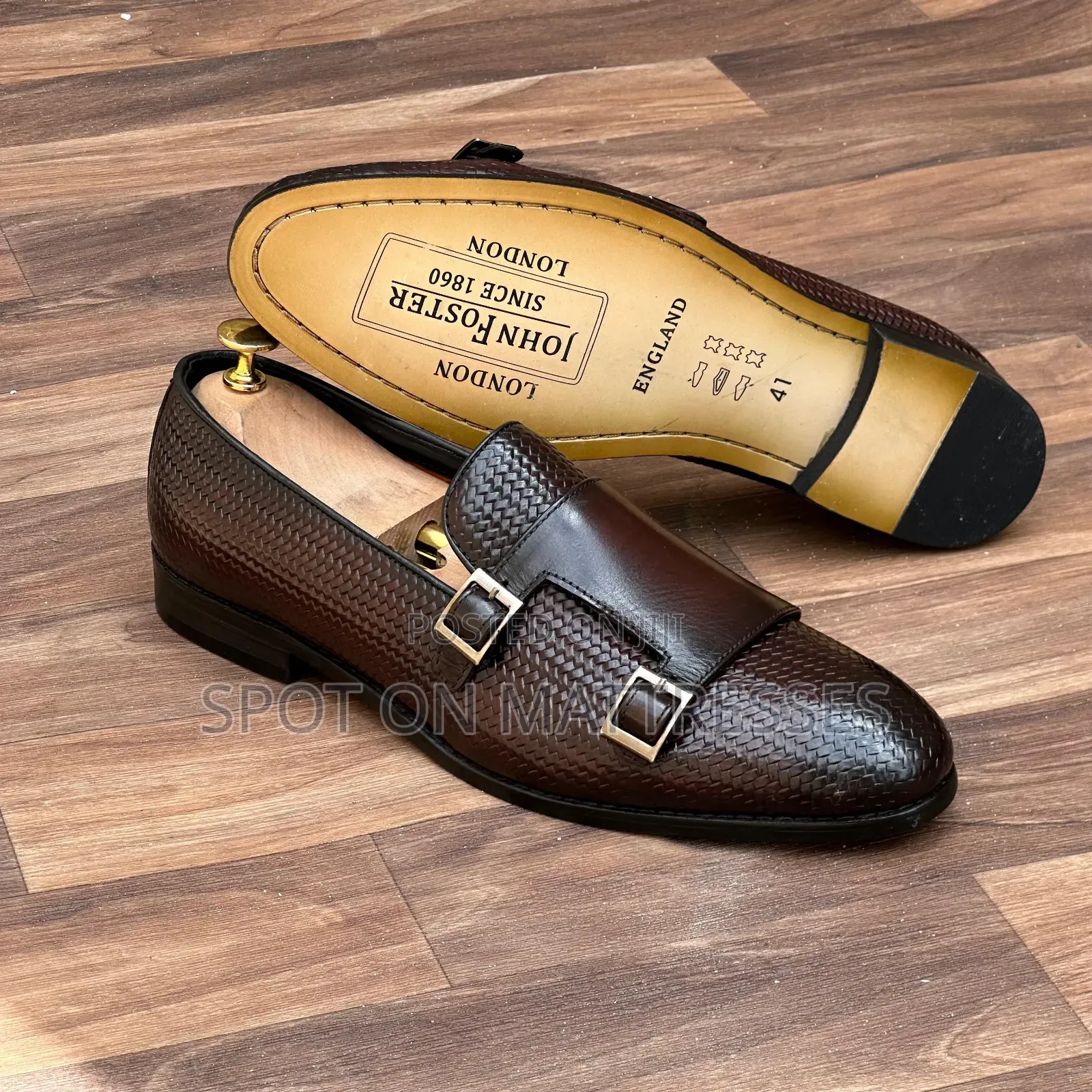 Classic Oxford Shoes for Men. Sizes 39 - 46. Delivery Available