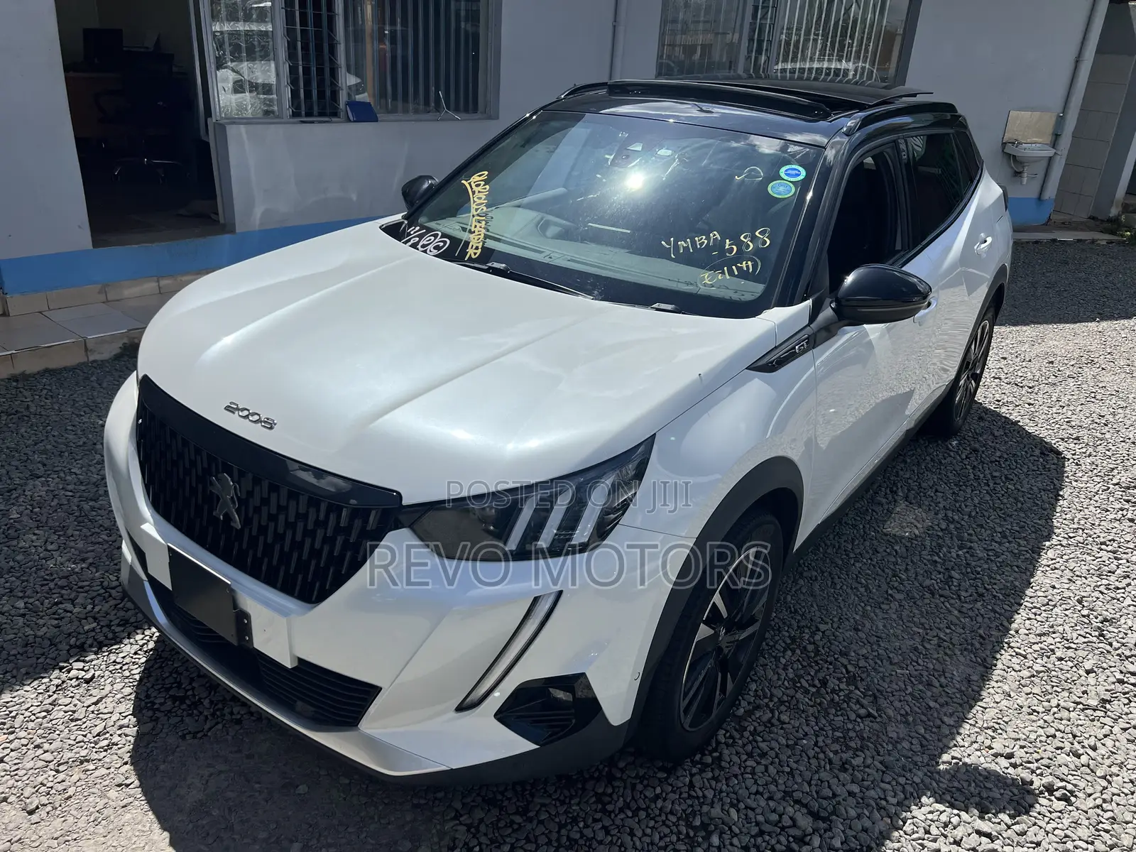 Peugeot 2008 2021 White