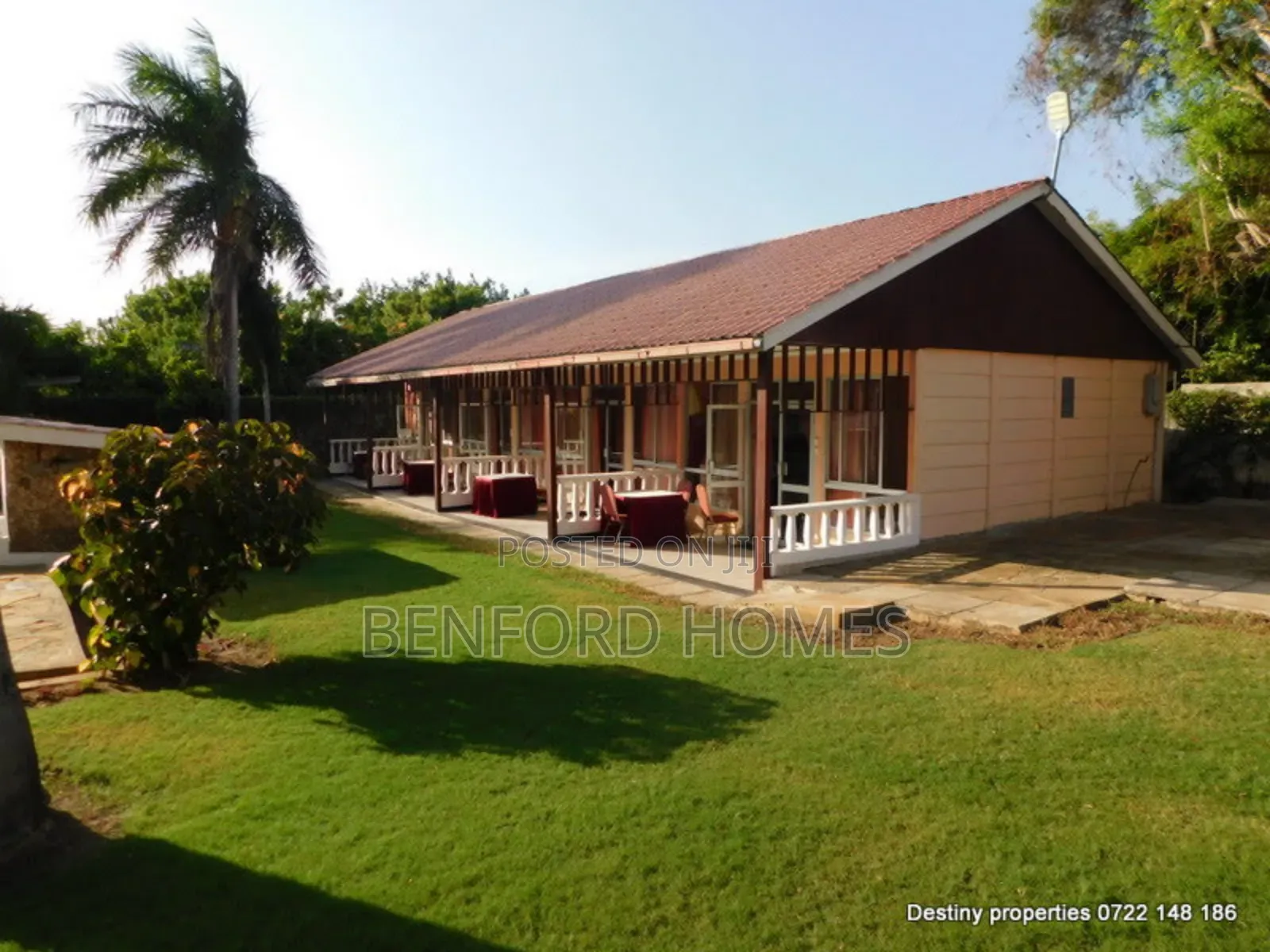 Min Hotel on Sale Nyali Walking Distance to the Beach-Benford Homes