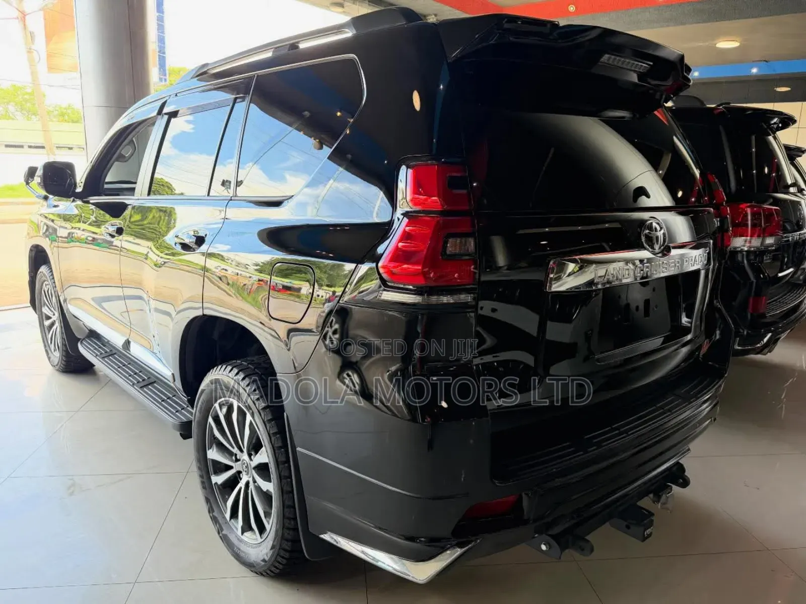 Toyota Land Cruiser Prado 2.7 2019 Black
