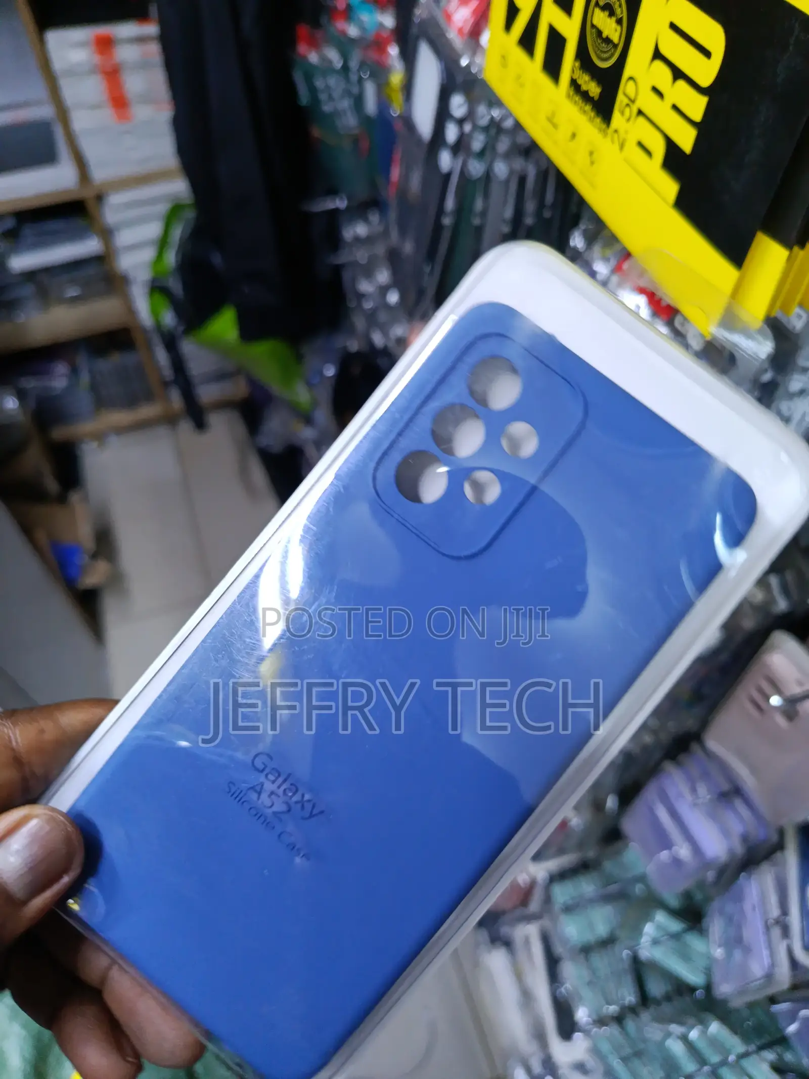 Yrako Samsung Galaxy A52 Liquid Silicone Case With Cloth Lining-Blue