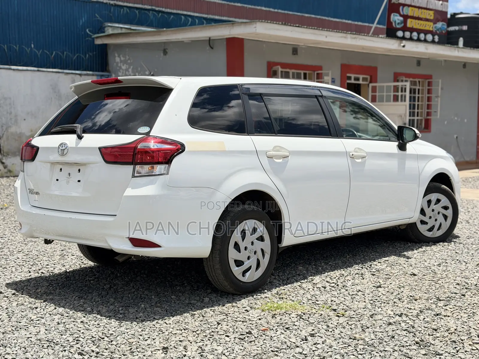 Toyota Corolla Fielder 1.5 Petrol AWD 2018 White