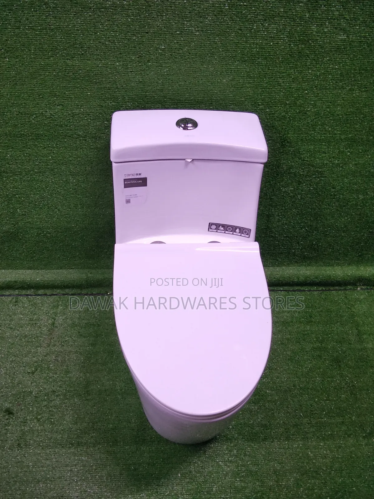 Modern White Ceramic Close Coupled Toilet