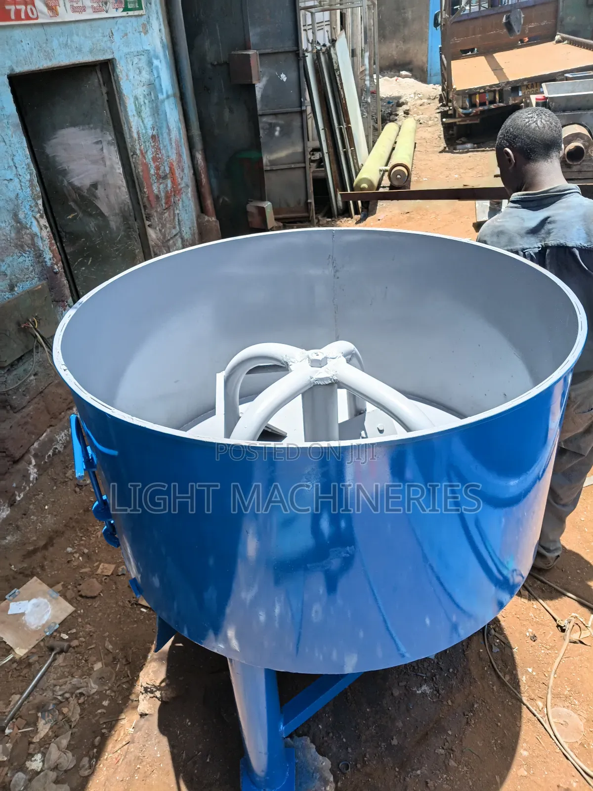 Pun Mixer Machine