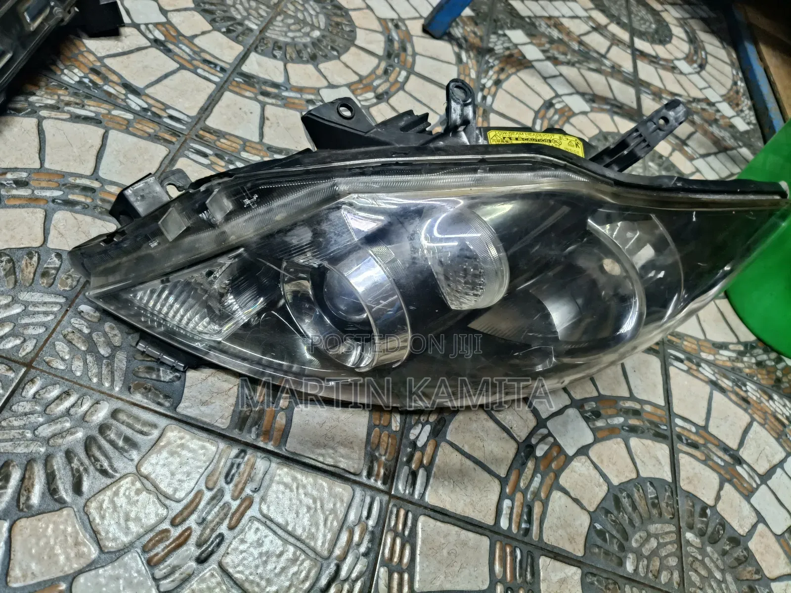 Headlight Toyota Auris 2011 Model Xenon